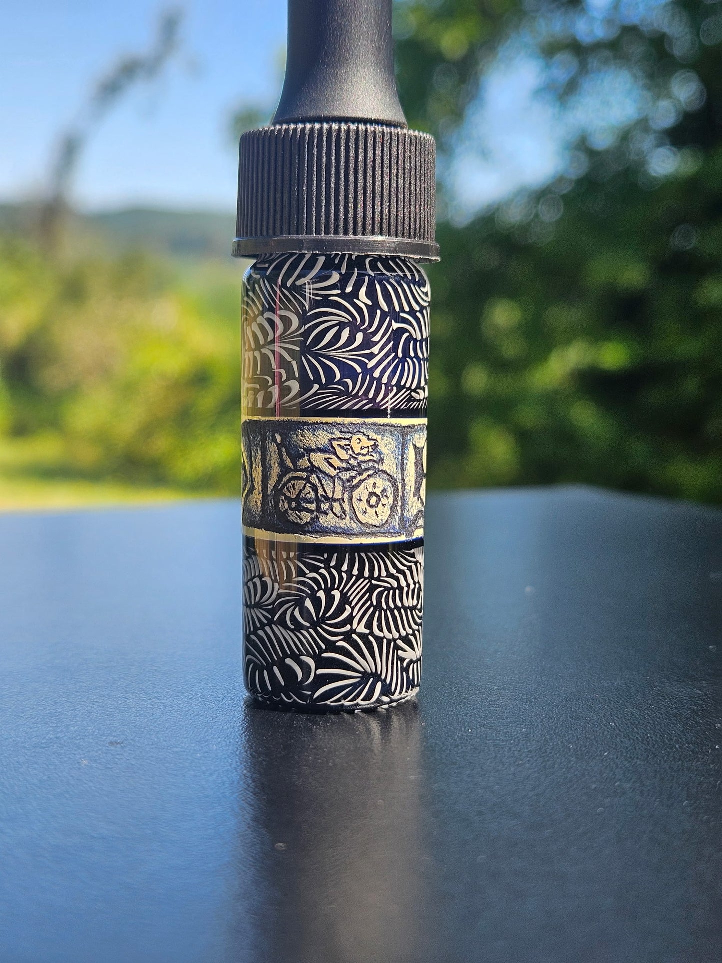 Trevy X Mike Raman Vial