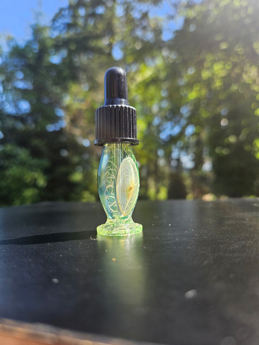 Congruent Creations Vial